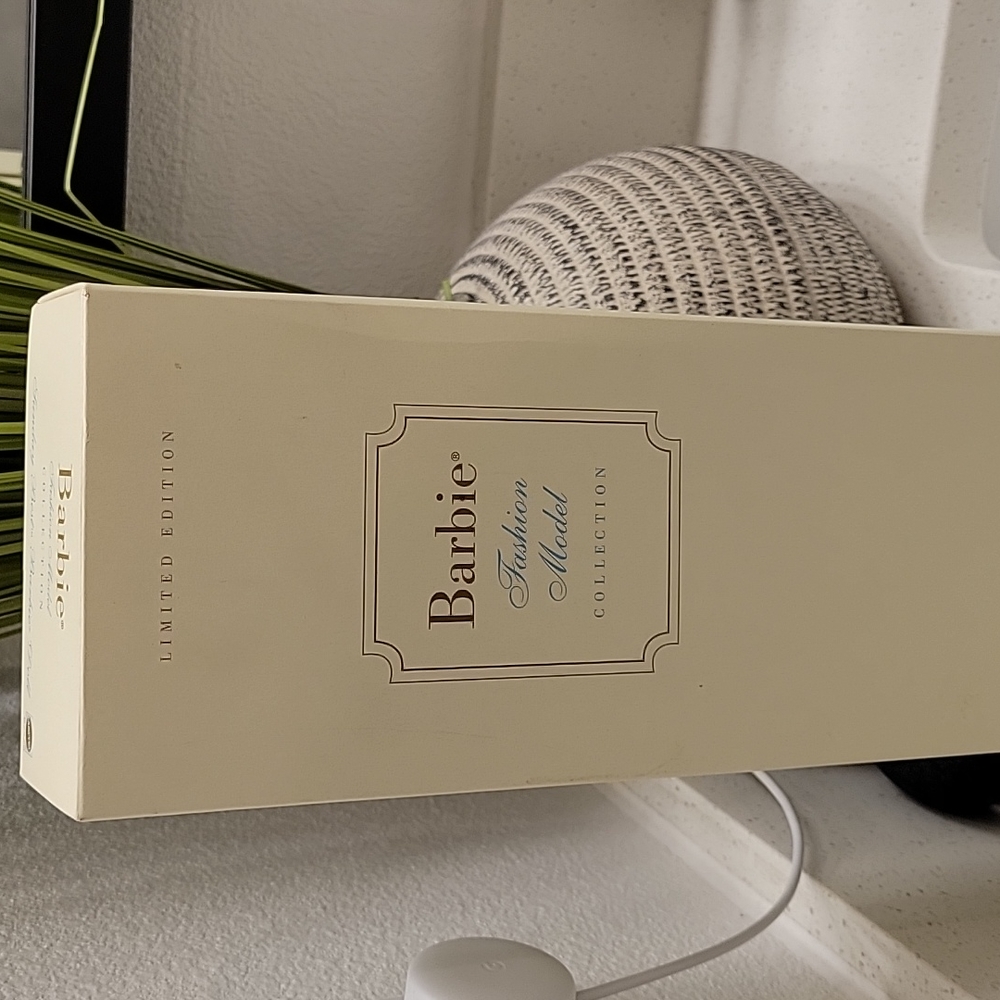 Barbie Silkstone Sunday Best BFMC Fashion Model Collection B2520